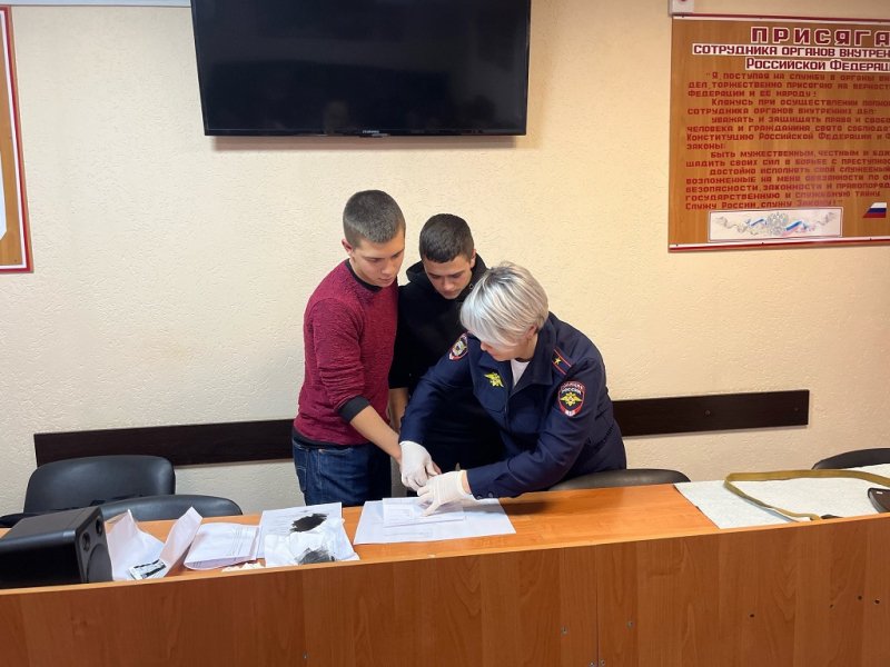 Путешествие «студенческого десанта» по Республике Крым: у молодежи региона ежегодно появляется возможность окунуться в мир полицейской работы